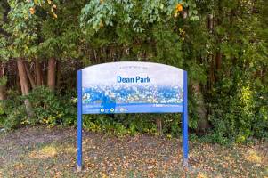 Photo of Dean Park
